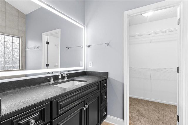 340 Meadowcrest Park, Lexington, KY 40515
