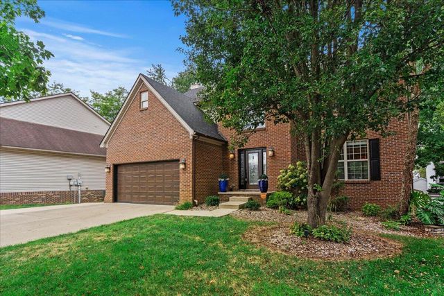 340 Meadowcrest Park, Lexington, KY 40515