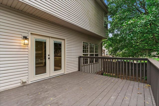 340 Meadowcrest Park, Lexington, KY 40515