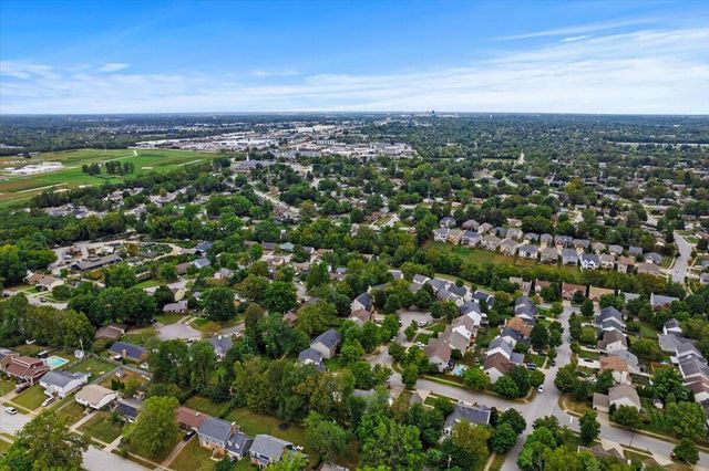 340 Meadowcrest Park, Lexington, KY 40515