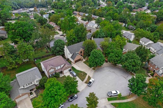 340 Meadowcrest Park, Lexington, KY 40515