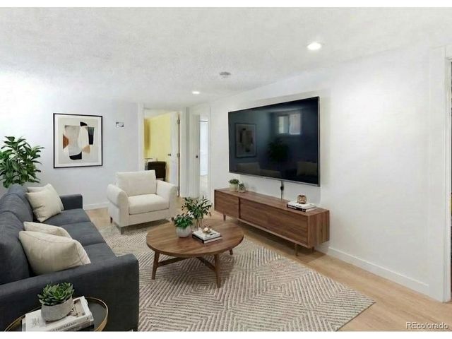 2830 Vrain St, Denver, CO 80212