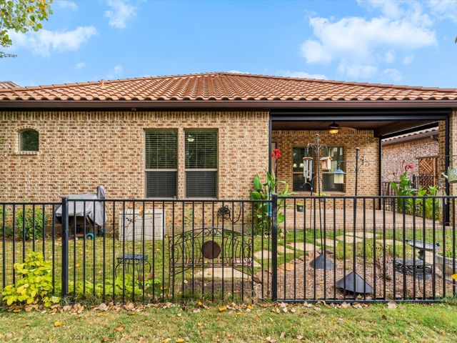 3448 Tuscan Hills Circle, Denton, TX 76210