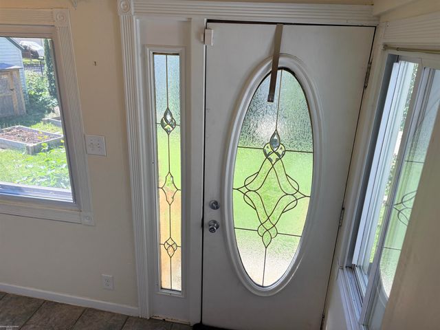 73 Smith Street, Mount Clemens, MI 48043