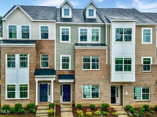 352 Chesapeake Commons Street 136, Garner, NC 27529