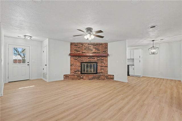 3604 Harvo Circle, Springdale, AR 72762