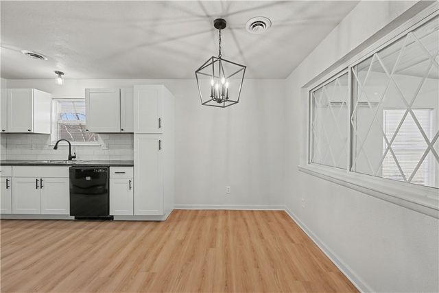 3604 Harvo Circle, Springdale, AR 72762