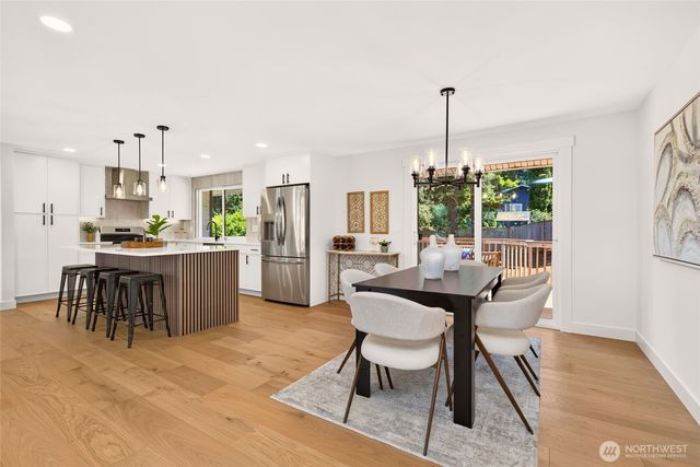 19624 62nd Avenue NE, Kenmore, WA 98028