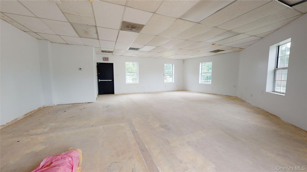 207 Bay Shore Road, Deer Park, NY 11729 — photo 3