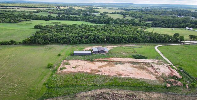 623 County Road 123, Comanche, TX 76442