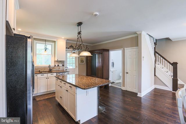 215 CLARENDON AVE, Pikesville, MD 21208