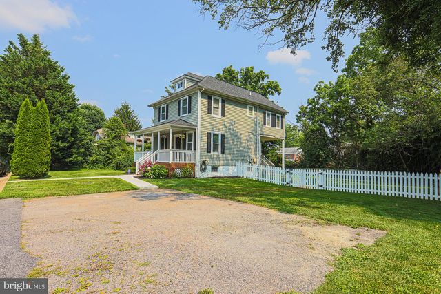 215 CLARENDON AVE, Pikesville, MD 21208