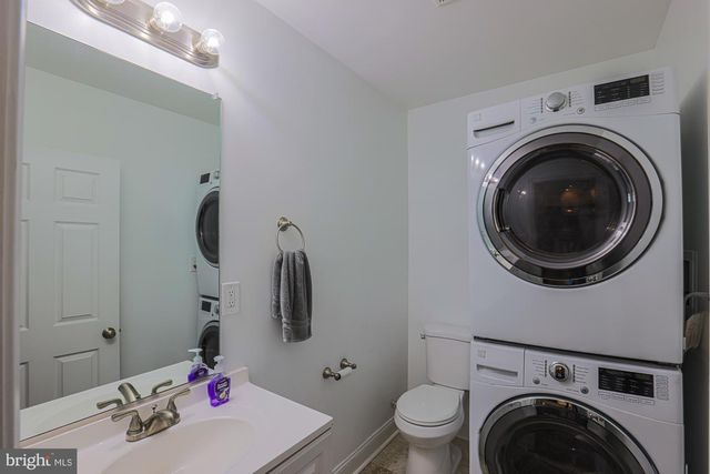 215 CLARENDON AVE, Pikesville, MD 21208