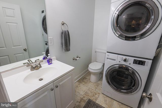 215 CLARENDON AVE, Pikesville, MD 21208