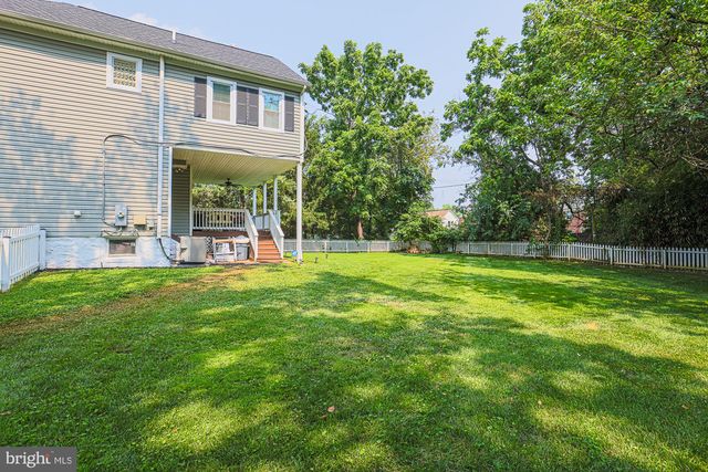 215 CLARENDON AVE, Pikesville, MD 21208