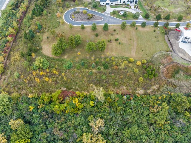 15 TEMPLETON Drive, Oak Brook, IL 60523