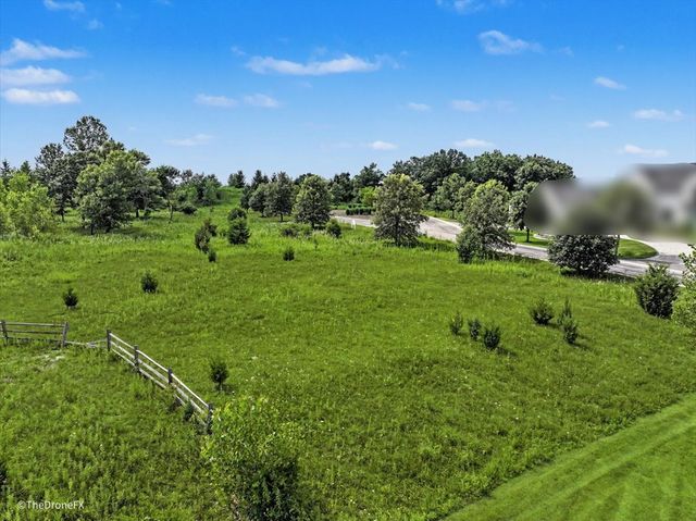 15 TEMPLETON Drive, Oak Brook, IL 60523