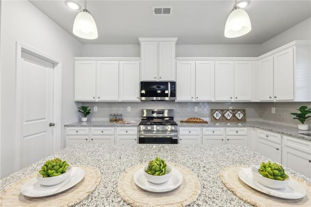 1312 Stephens View Drive, Loganville, GA 30052