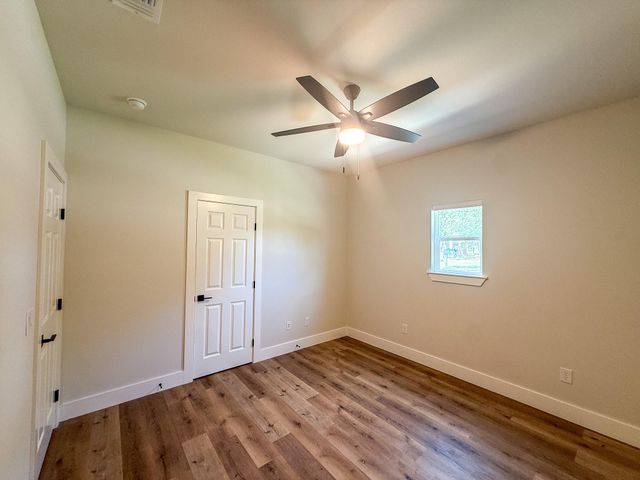 54 Persimmon Dr DR, Wimberley, TX 78676