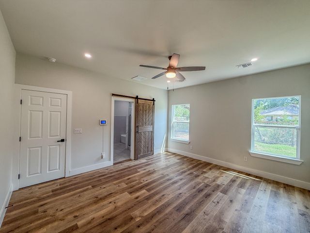 54 Persimmon Dr DR, Wimberley, TX 78676