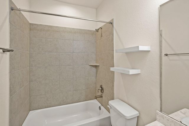 10921 Cathedral Peak Drive, Rosharon, TX 77583