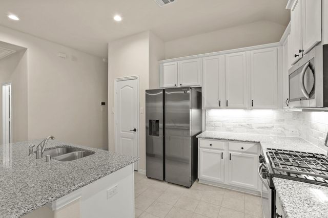 10921 Cathedral Peak Drive, Rosharon, TX 77583