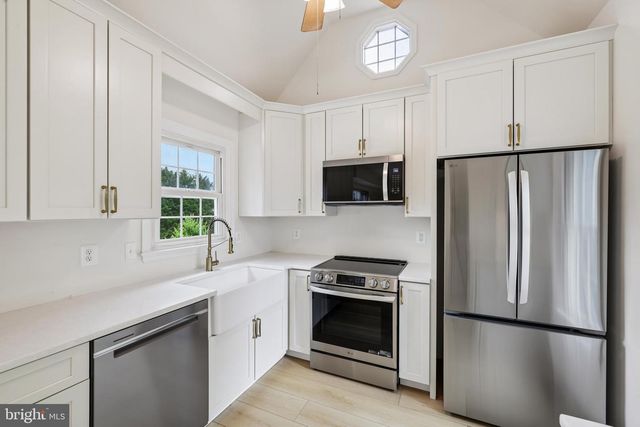6650 LAKE FRONT CT, New Market, MD 21774