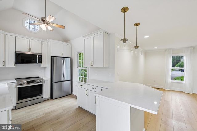 6650 LAKE FRONT CT, New Market, MD 21774