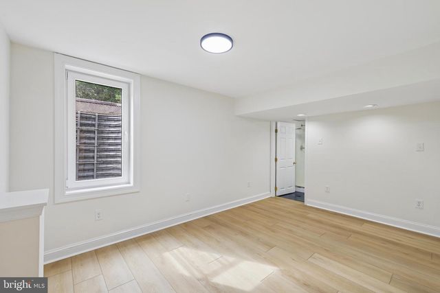 6650 LAKE FRONT CT, New Market, MD 21774