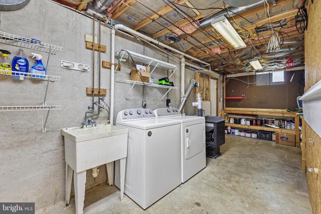 6650 LAKE FRONT CT, New Market, MD 21774