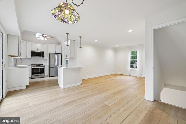 6650 LAKE FRONT CT, New Market, MD 21774