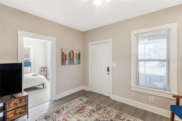 702 NW 2ND AVENUE, Gainesville, FL 32601