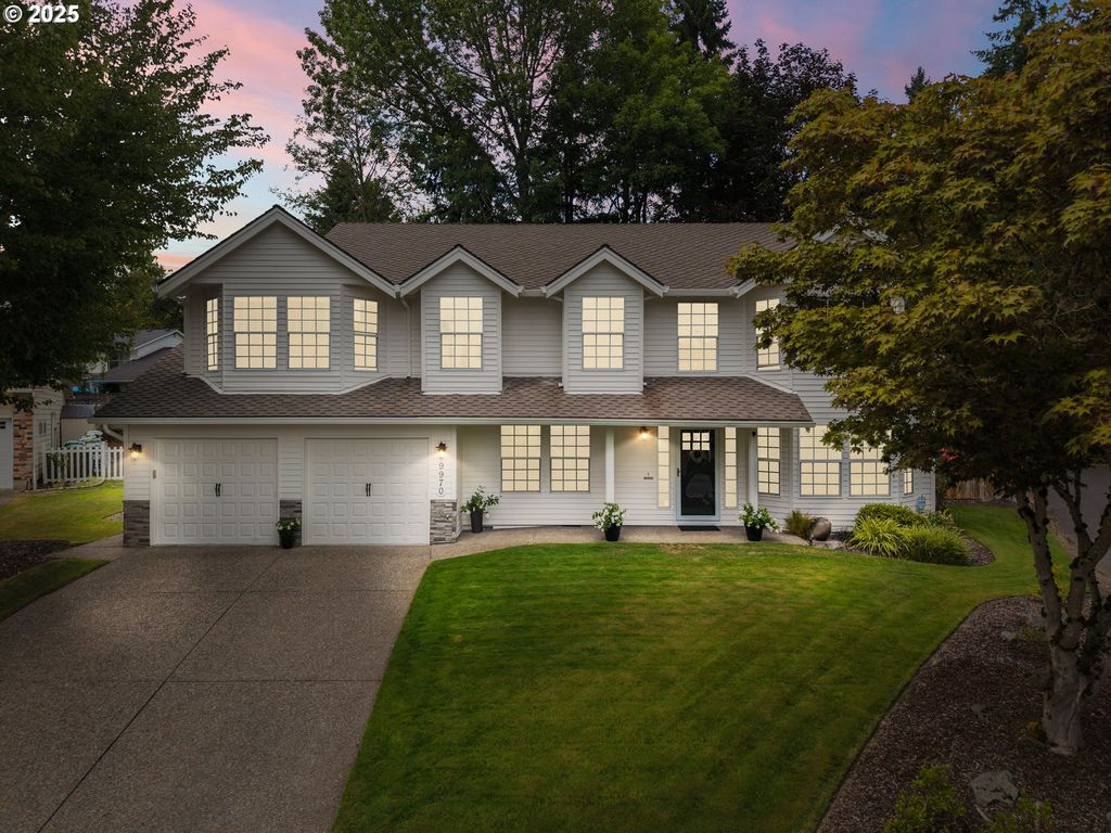 9970 Sw SILVER Pl, Beaverton, OR 97008