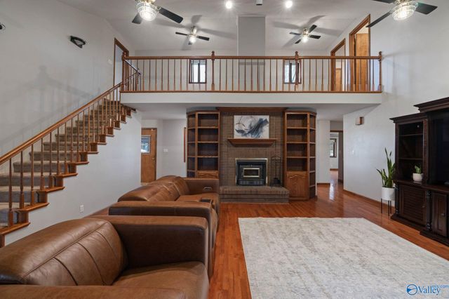 102 Whitewater Bend, Hazel Green, AL 35750