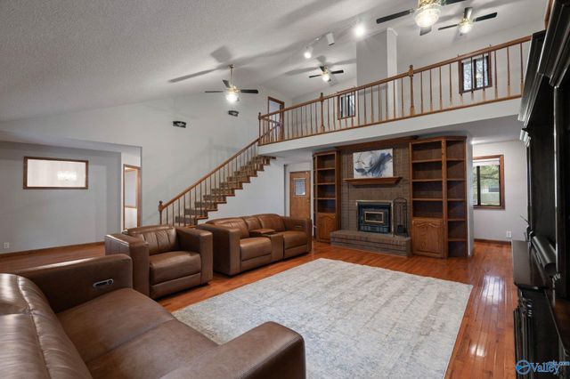 102 Whitewater Bend, Hazel Green, AL 35750