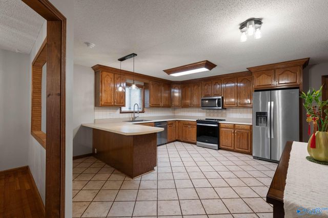 102 Whitewater Bend, Hazel Green, AL 35750