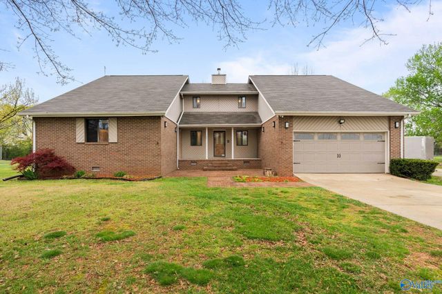 102 Whitewater Bend, Hazel Green, AL 35750