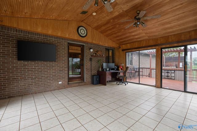 102 Whitewater Bend, Hazel Green, AL 35750