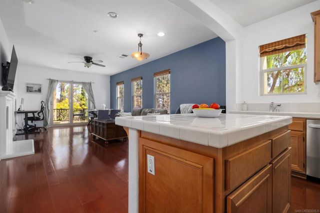 2674 Escala Circle, San Diego, CA 92108