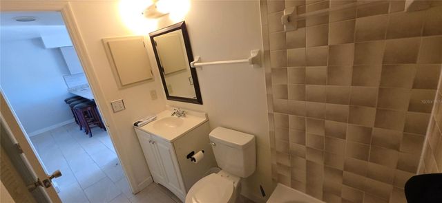 22523 WESTCHESTER BOULEVARD 103F, Punta Gorda, FL 33980