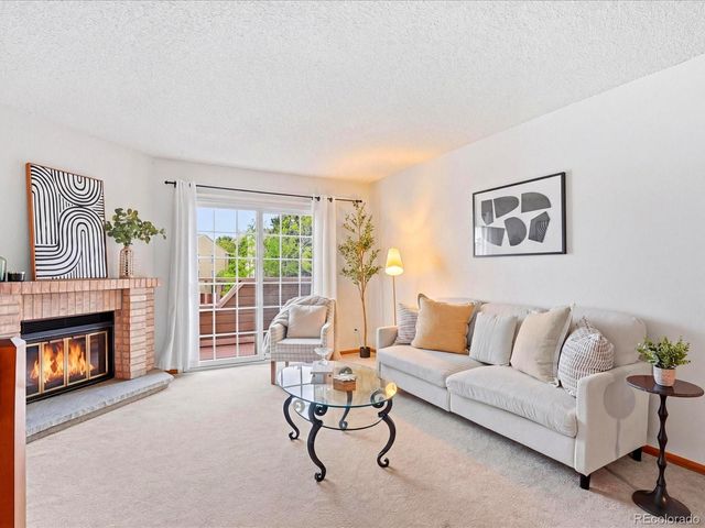 1818 S Quebec Way 4-2, Denver, CO 80231