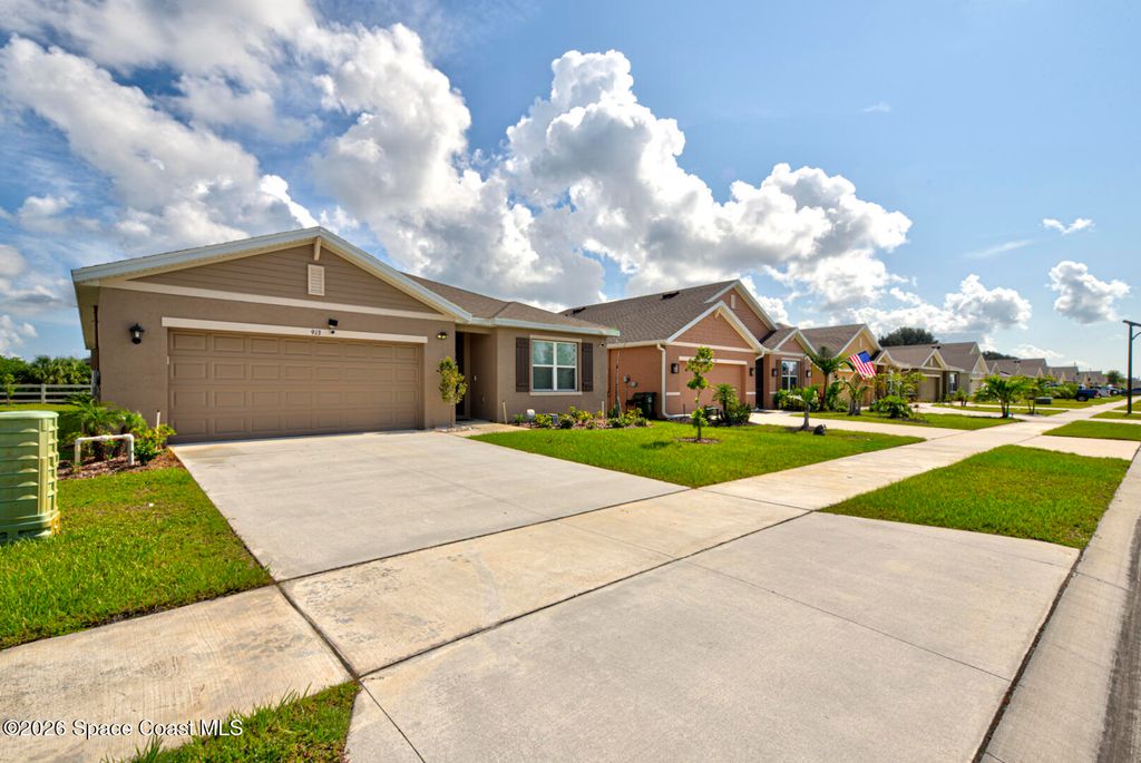 913 Trinity Street, Rockledge, FL 32955