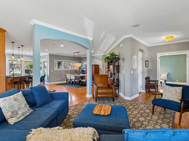 5608 Saint Andrews Avenue, Edina, MN 55424