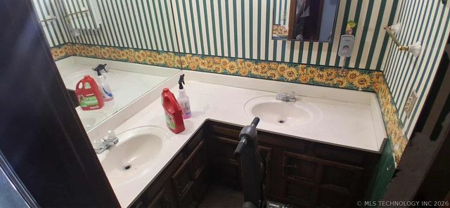 2510 W Canton Street, Broken Arrow, OK 74012