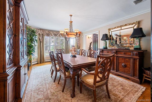 4 Point Crescent, Whitestone, NY 11357