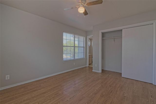 2211 Creekside LN B, Georgetown, TX 78626