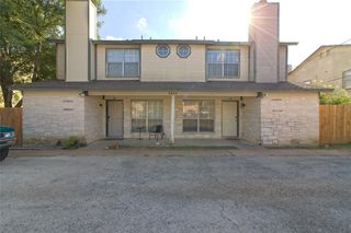 2211 Creekside LN B, Georgetown, TX 78626