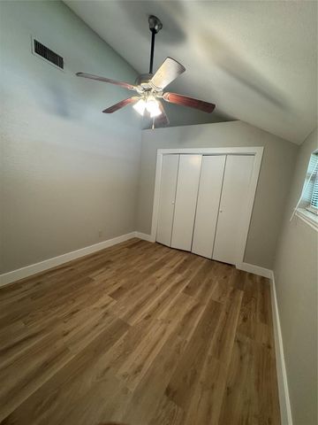 420 S Las Vegas Trail, White Settlement, TX 76108