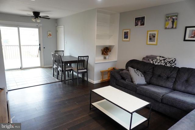 103 TUSCANY RD, Aston, PA 19014