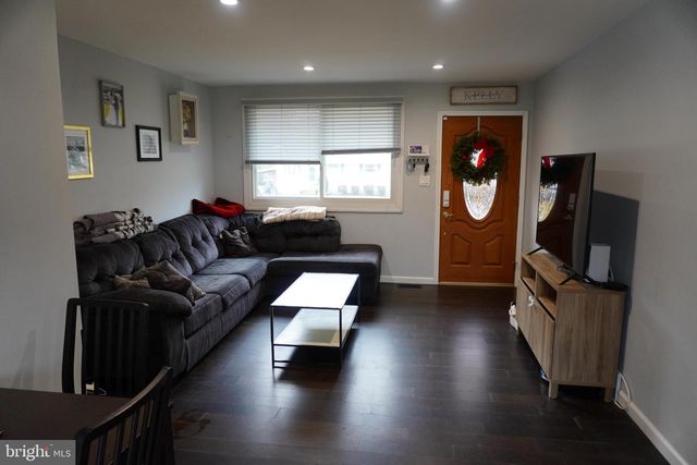 103 TUSCANY RD, Aston, PA 19014